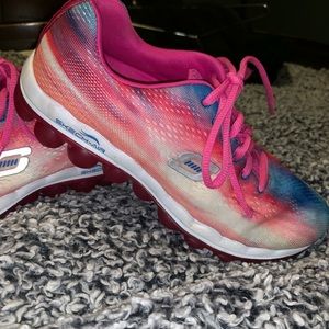 5 for 20$ Women’s skechers air with memory foam